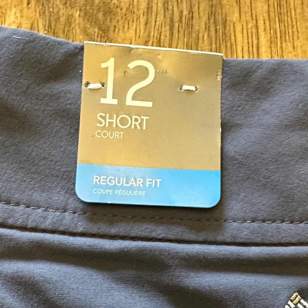Columbia Women's Gray Cargo Shorts - Picture 7 of 8